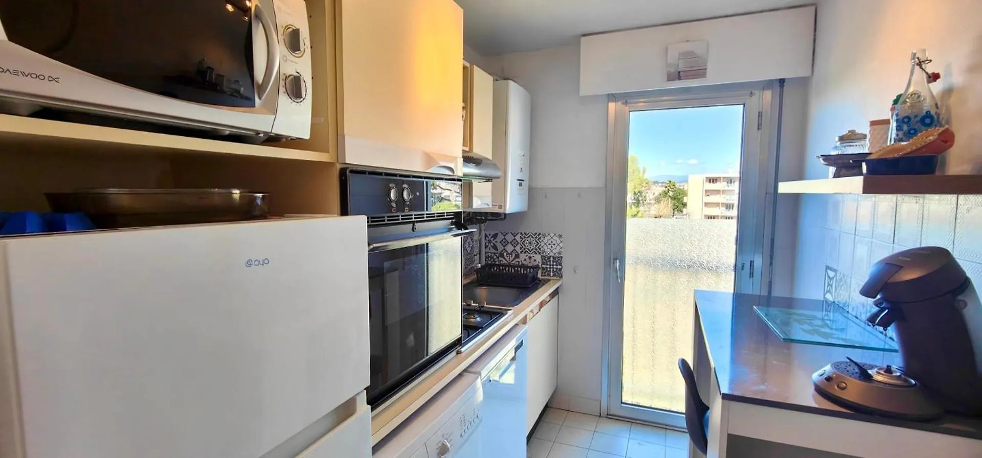 Charming T2 With Balcony Near The Port Of Frejus Apartment